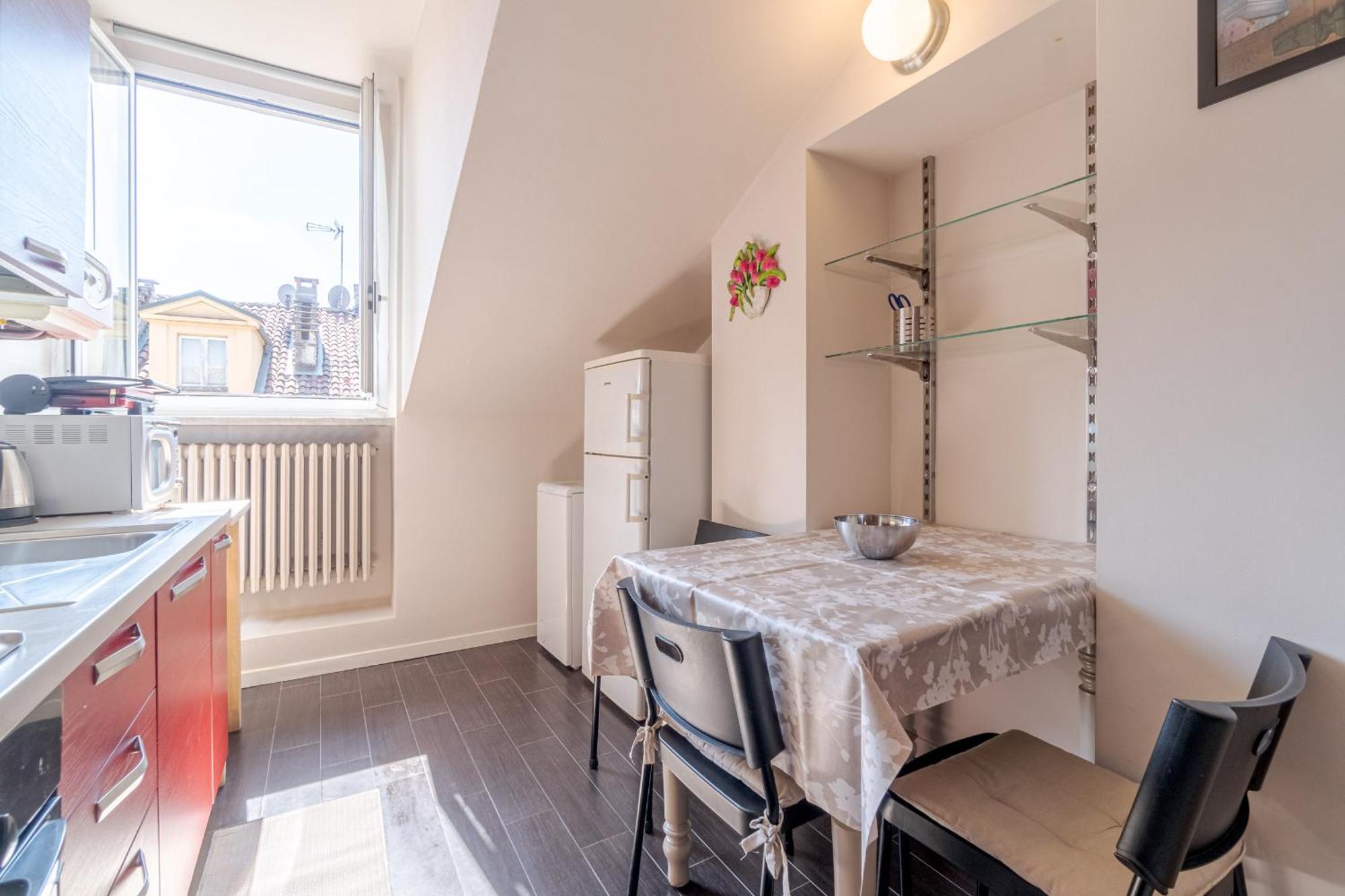 Casa Valeggio Attic Apt Few Steps From Porta Nuova Apartment Turin Exterior photo